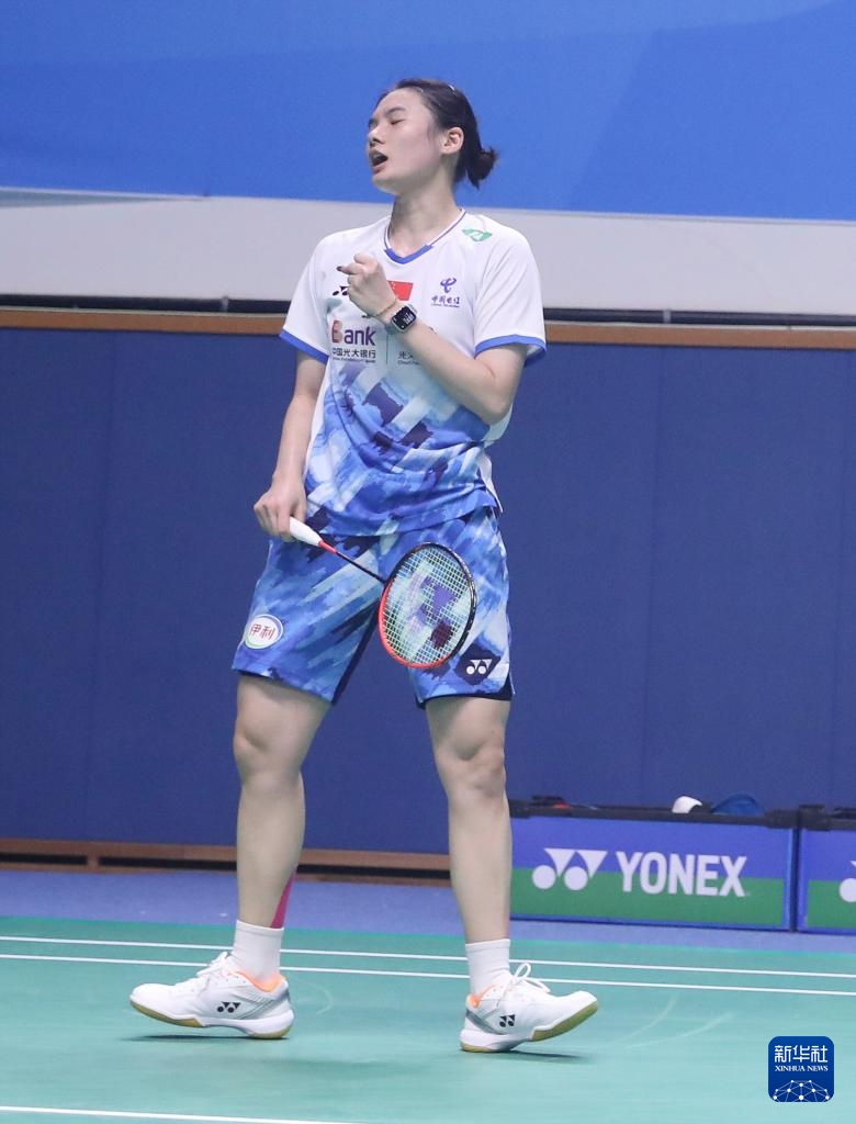 高费爆发 高费爆发