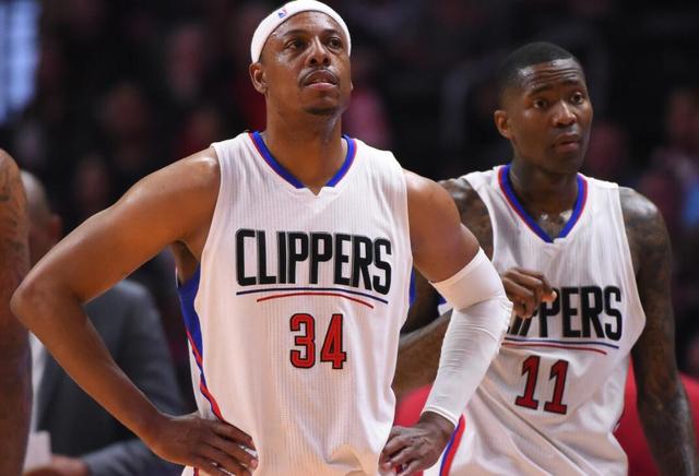 攻的侧翼时 攻的侧翼时